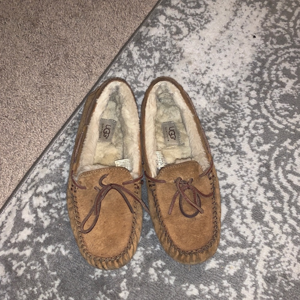 Tan ugg slippers